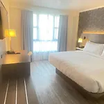 Garden Inn & Suites - Jfk